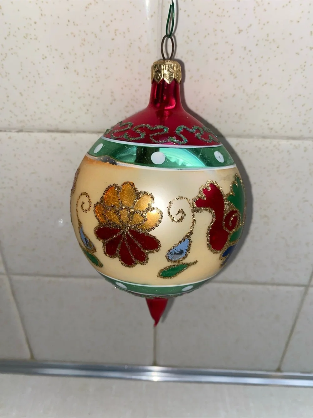 VTG  Smithsonian Golden Arabesque Glass Christmas Ornament‎